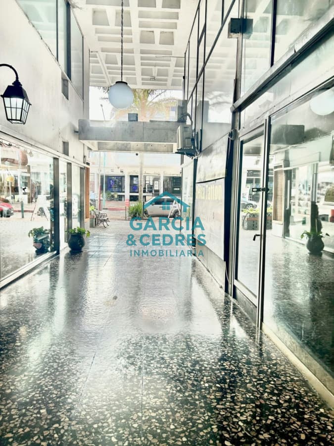 OPORTUNIDAD DE INVERSIÓN | LOCAL COMERCIAL EN PUNTA DEL ESTE