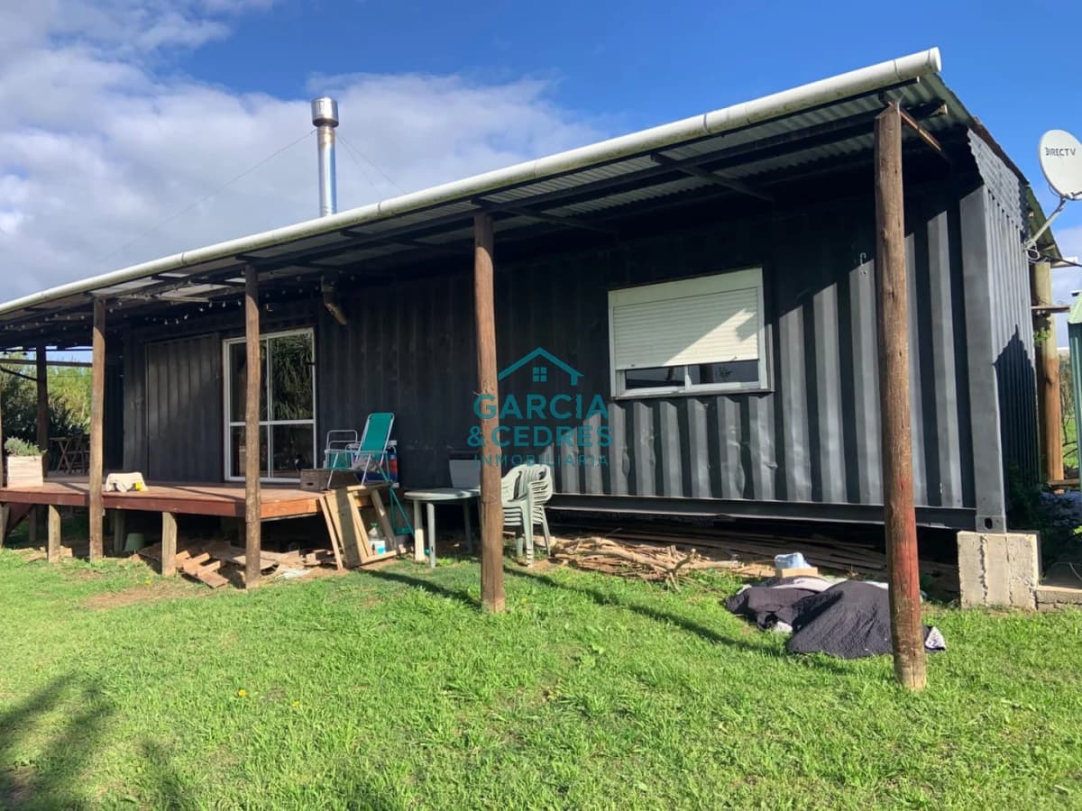 Vendo Terreno en Miramar Acres con mejoras
