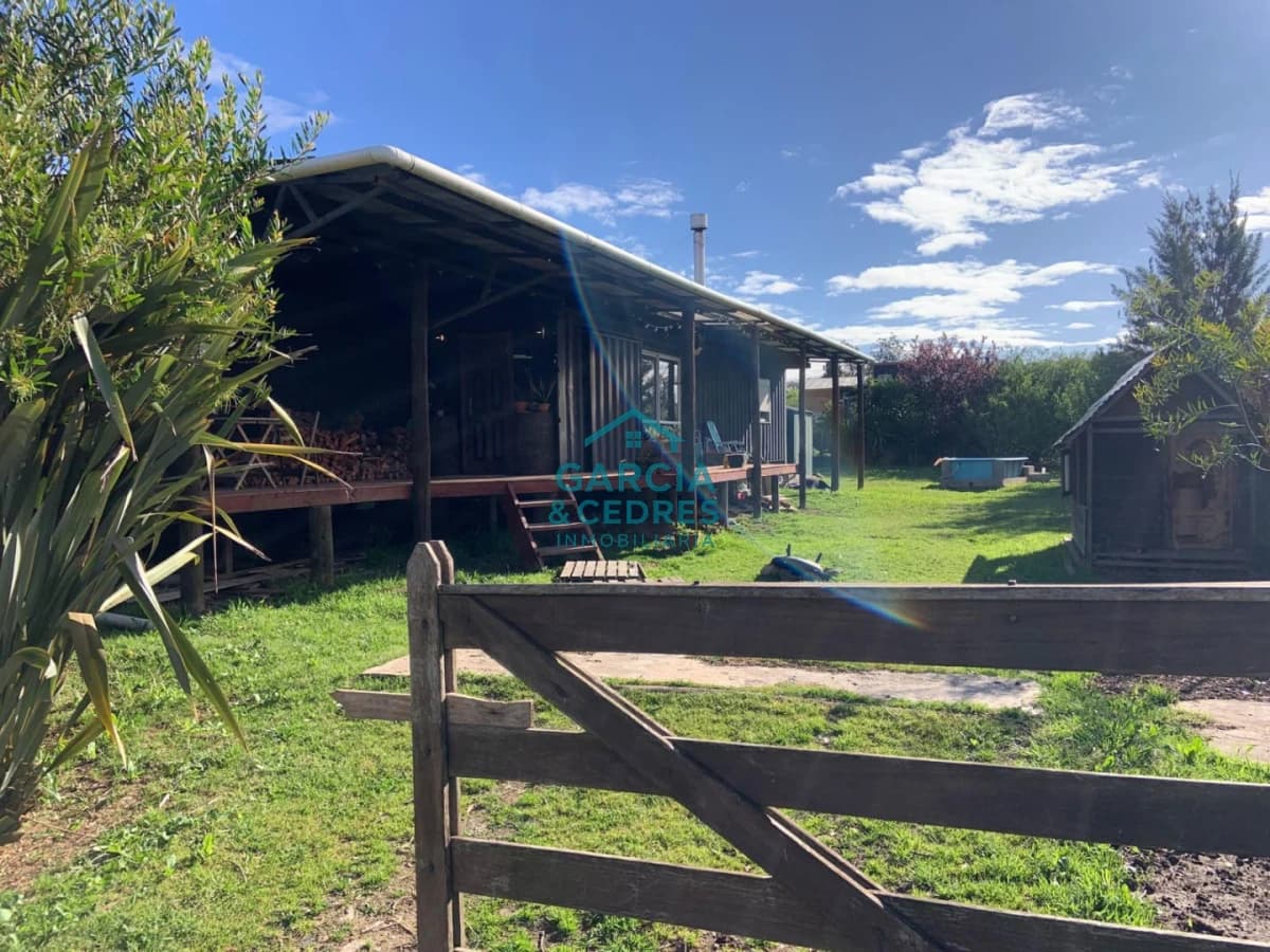 Vendo Terreno en Miramar Acres con mejoras