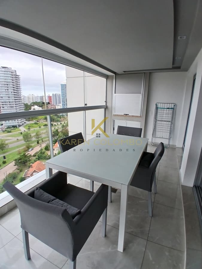 Apartamento en Punta del Este, Mansa