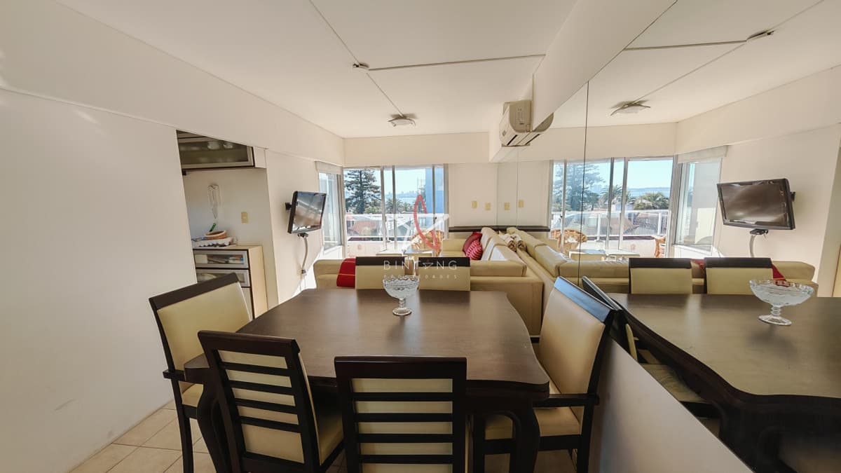 Apartamento en venta de 1 dormitorio y medio en Punta del este buen sol y vista al mar - Bintang Propiedades