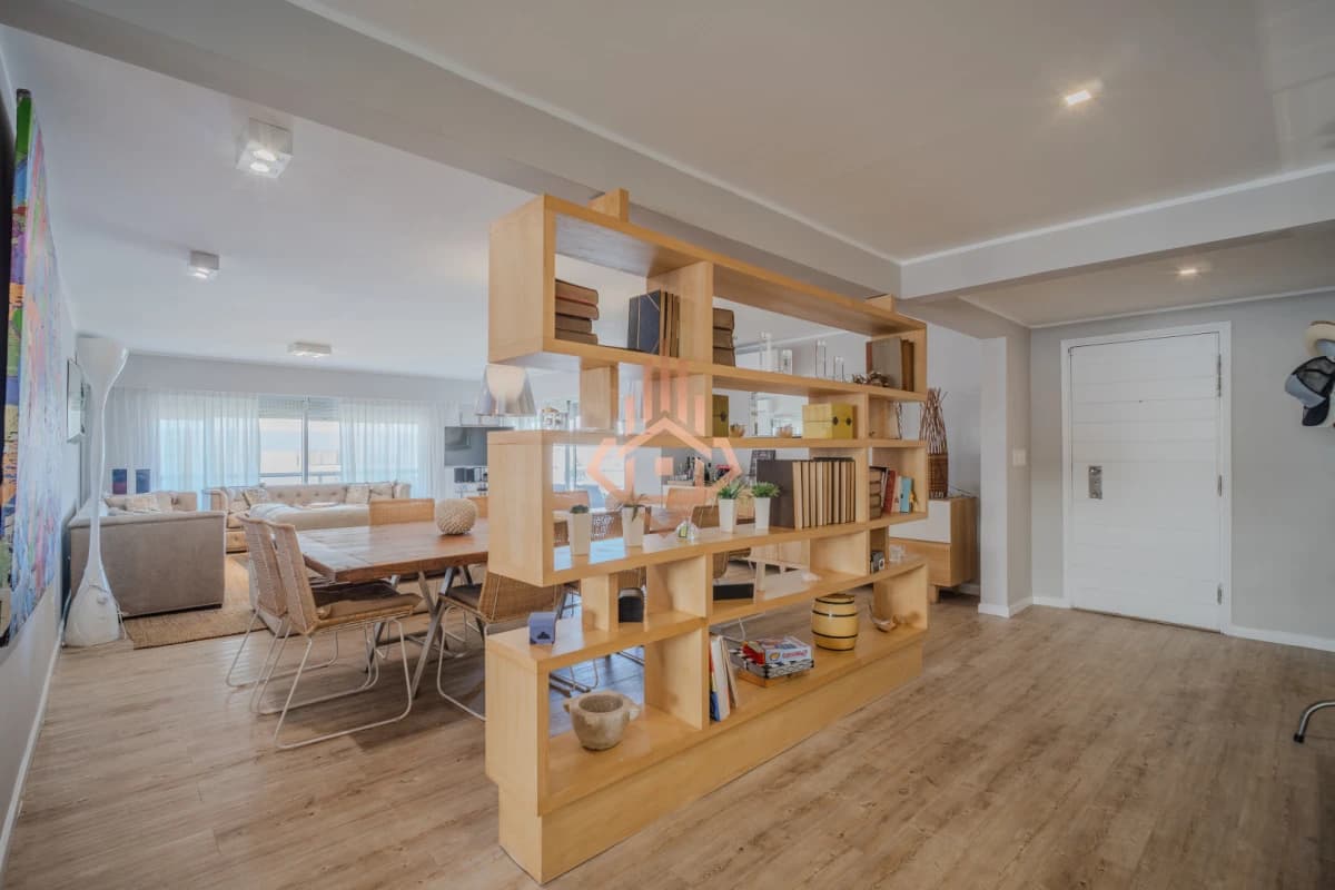 Exclusivo Departamento en la Península con Vista al Puerto y Amenities Premium