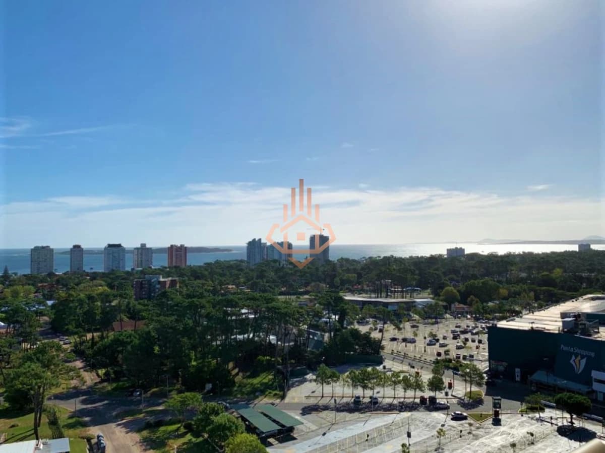 Venta departamento de 2 dormitorios + Vista al Mar. Piso alto.