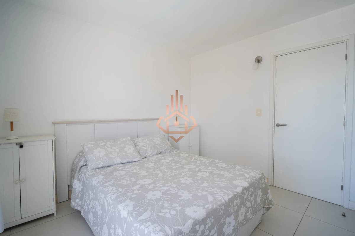 Oportunidad en la Península: 1 dormitorio con amenities y cochera