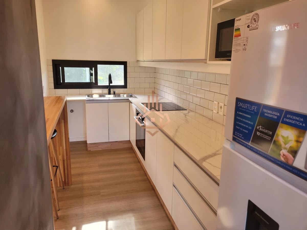 Casa en venta en Club del Lago. Punta Ballena. A estrenar, construcción tradicional