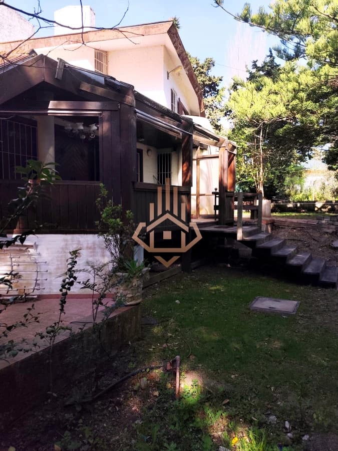 Espectacular casa para Reciclar en hermoso entorno - Con mucho Potencial