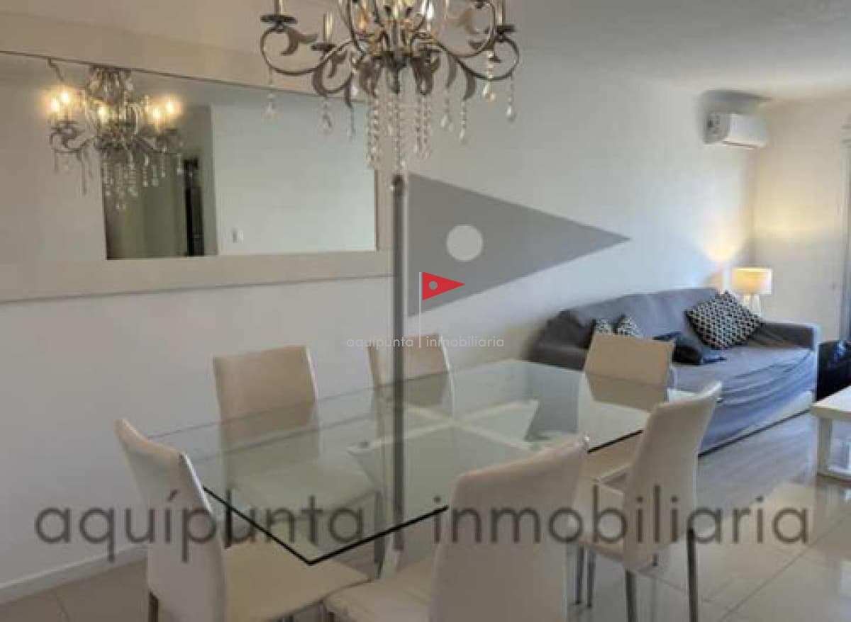 Apartamento ID.23 -  Venta Apartamento 3 dormitorios Punta del Este Vista Al Mar
