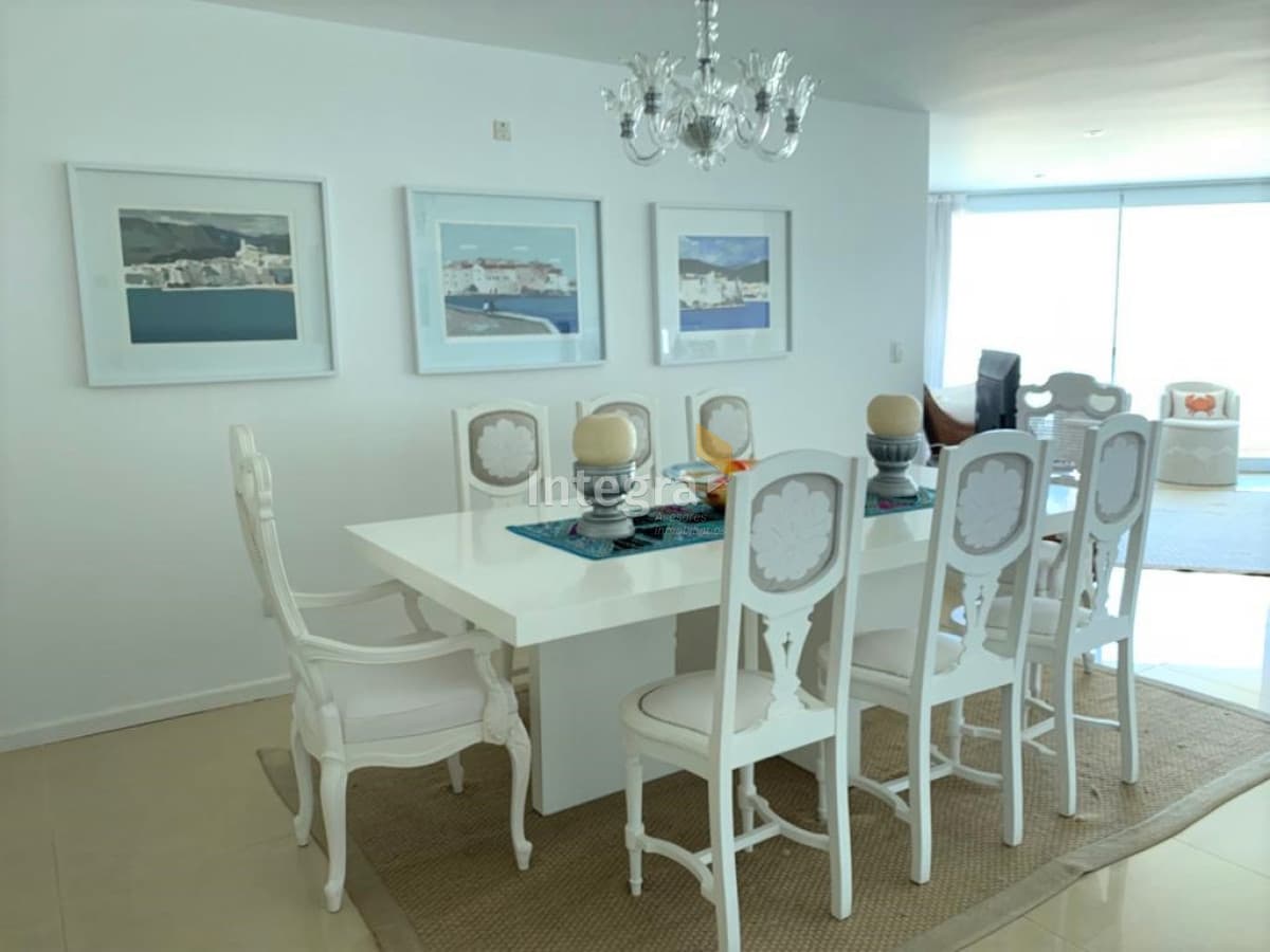 APARTAMENTO EN VENTA -PLAYA BRAVA