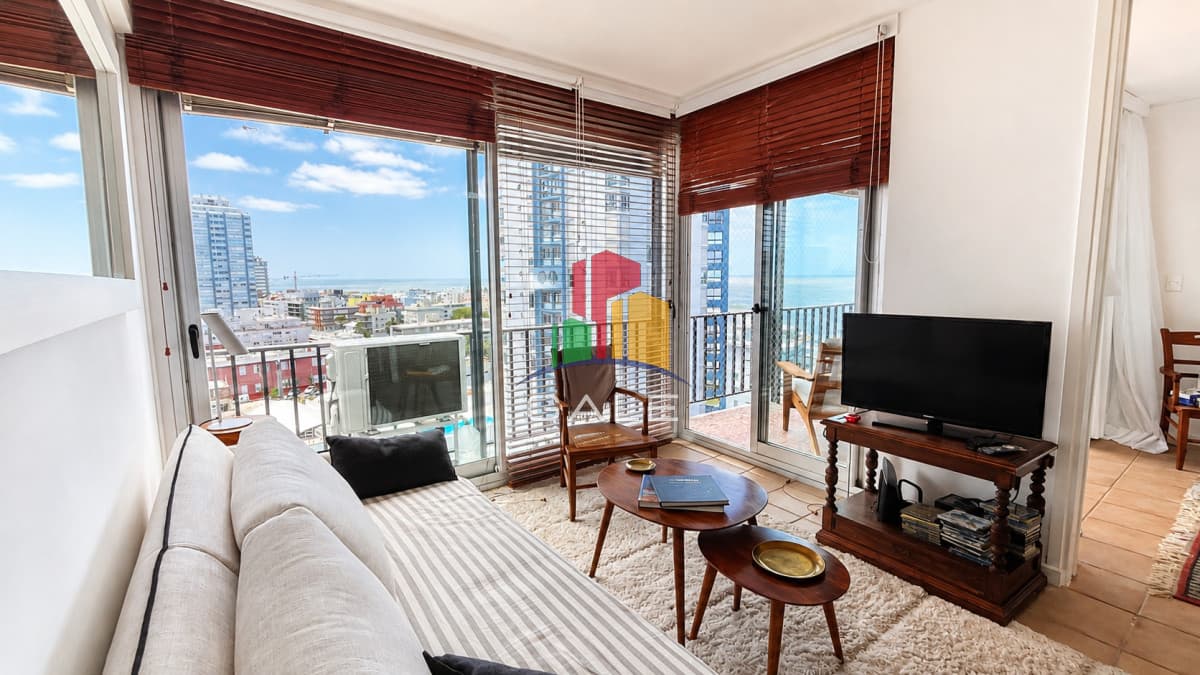 Gale Propiedades & Escribanía Apartamento ID.5200 - Apartamento en venta en Península | Vista al mar, terraza y garaje