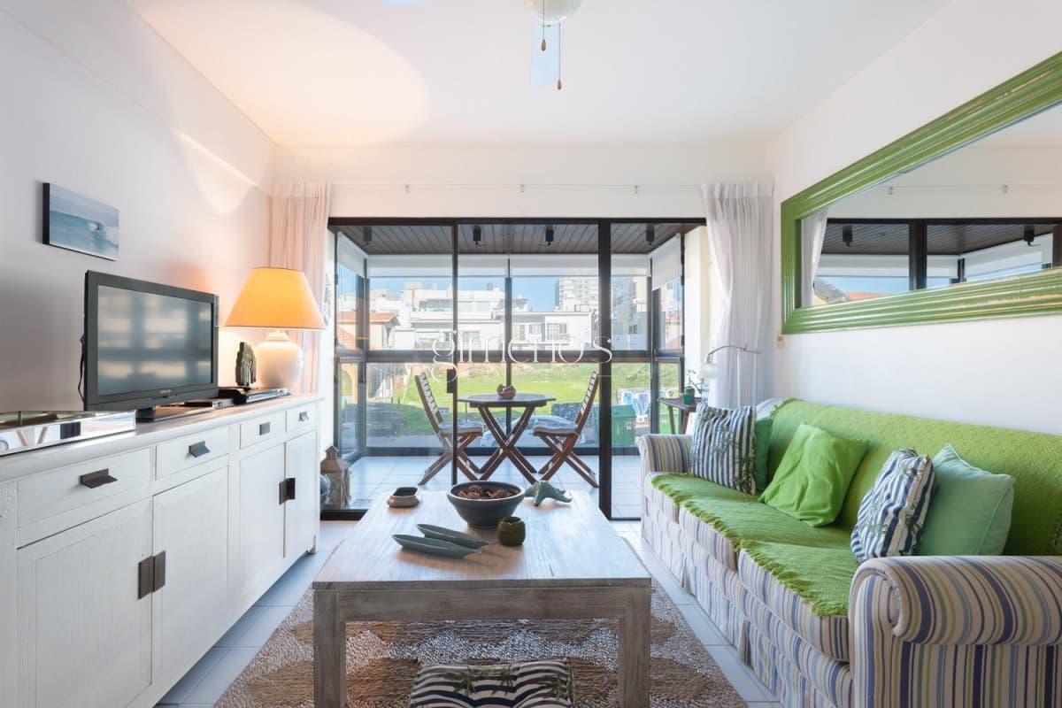 Apartamento en Venta, 2 Dormitorios, Punta del Este- Peninsula