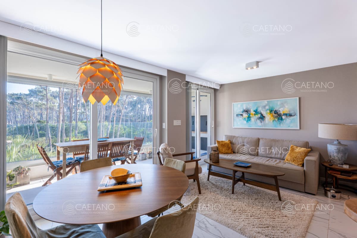 Apartamento de 1 Dormitorio en Venta - Poseidón Laguna - Punta del Este - Pinares