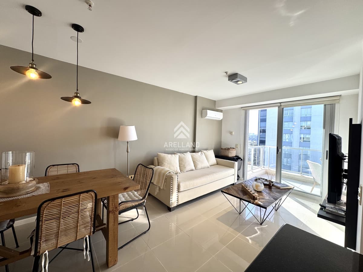 Apartamento ID.5589 - Venta Apartamento 2 dormitorios 1 baño Arenas del mar