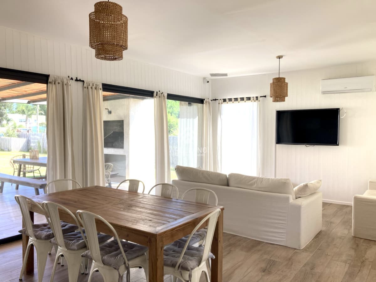 Casa ID.5927 - Casa 3 dorm en Barrio Cerrado La Residence Punta del Este