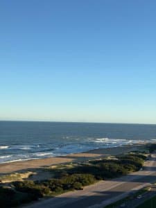 Apartamento de 4 Dormitorios en venta en Ocean Tower, Punta del Este.  -