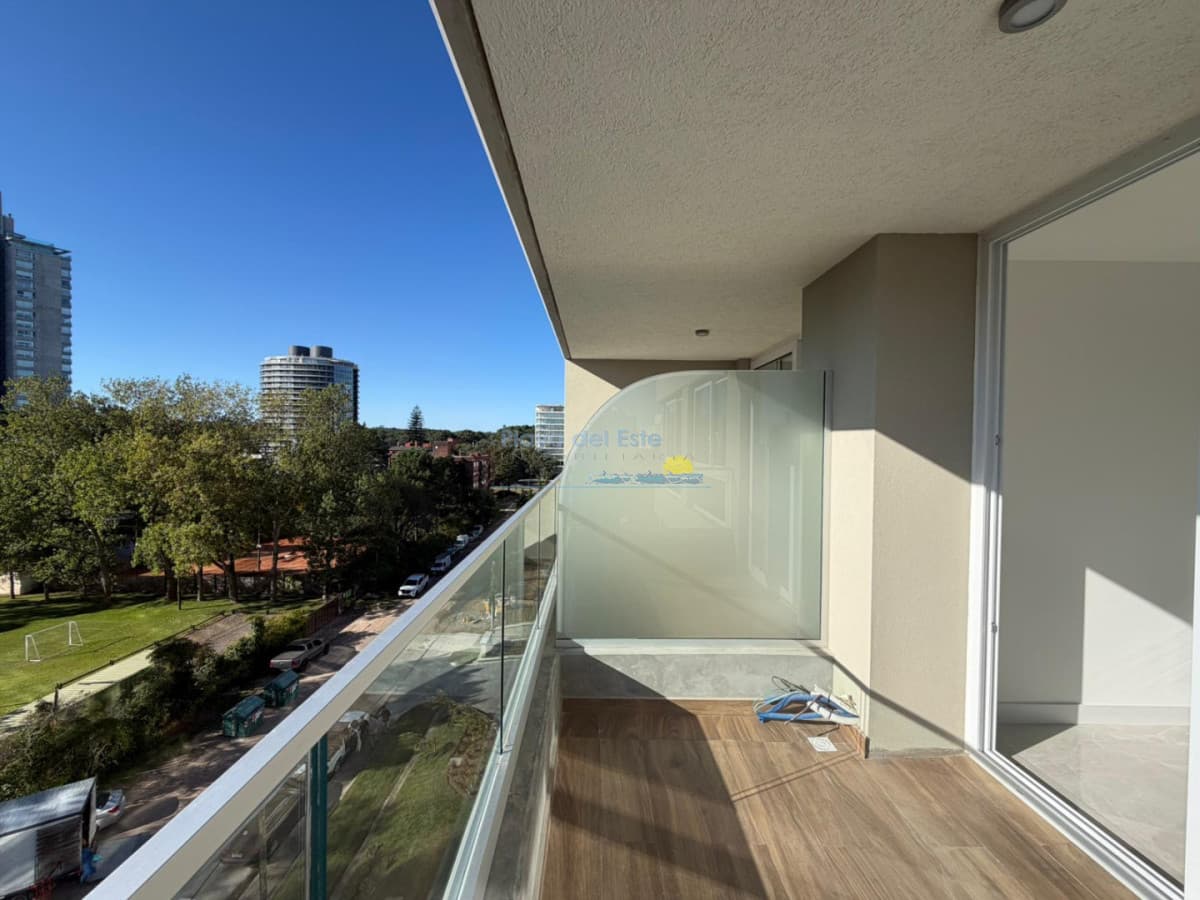 Apartamento en venta de 1 dormitorio en Punta del este , Aidy Grill , playa brava  - Inmobiliaria Playa del Este