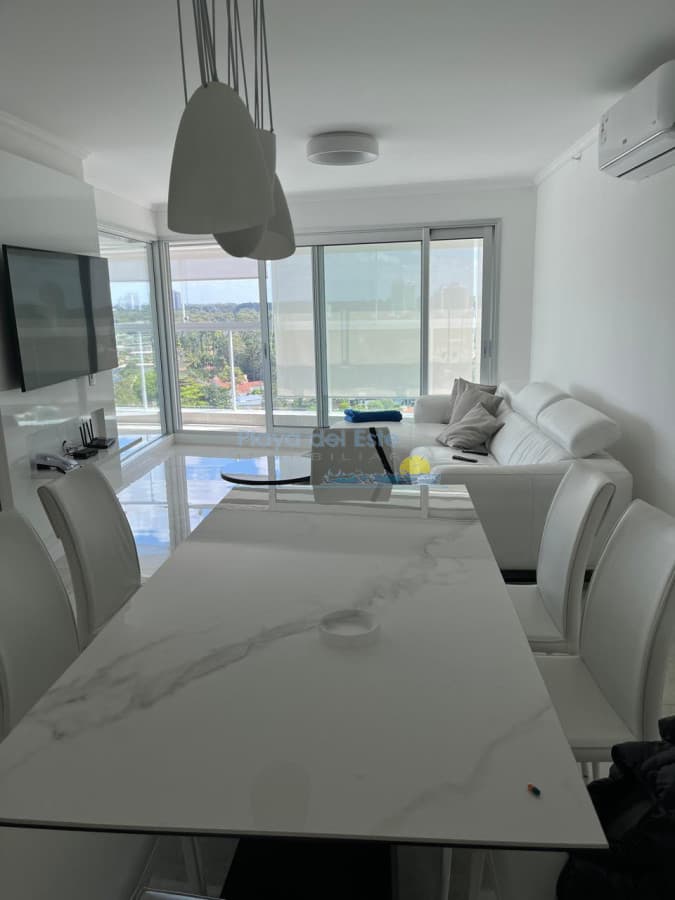 Apartamento de 2 dormitorios en Alquiler Temporal en Punta del este , Miami Boulevard , Playa mansa  - Inmobiliaria Playa del Este