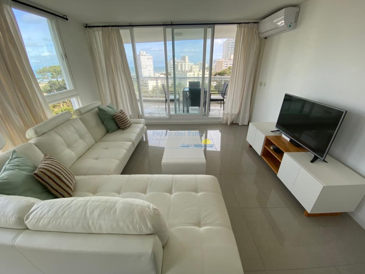 Apartamento de 2 dormitorios en alquiler temporal en Torre One , Punta del este , Playa Brava  - Inmobiliaria Playa del Este