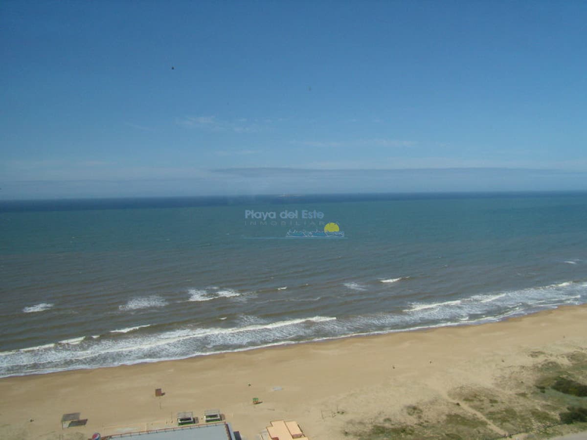 Apartamento en Venta de 3 dormitorios en Torre Le parc , Punta del este  - Inmobiliaria Playa del Este