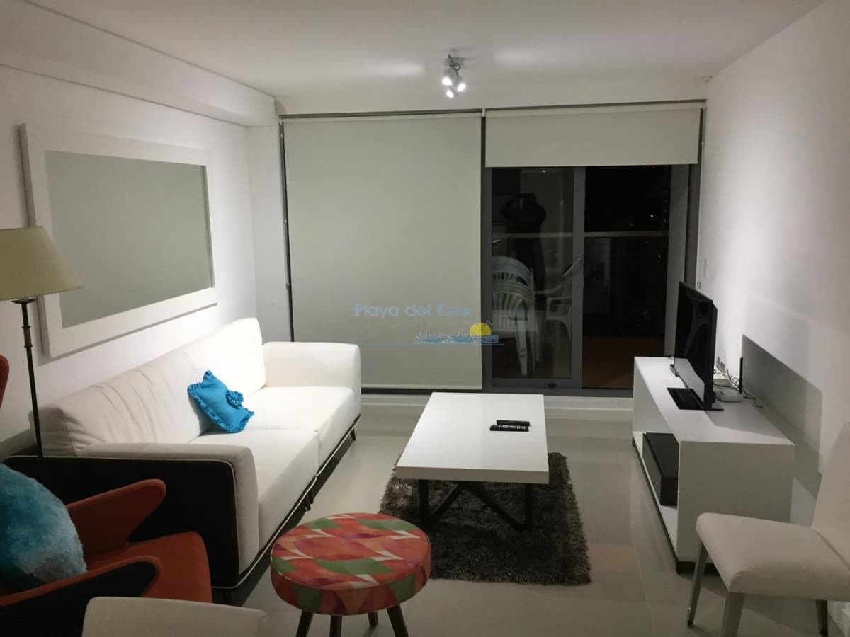 Apartamento en venta de 2 dormitorios en Punta del este , Chronos , Aidy Grill , Playa brava  - Inmobiliaria Playa del Este