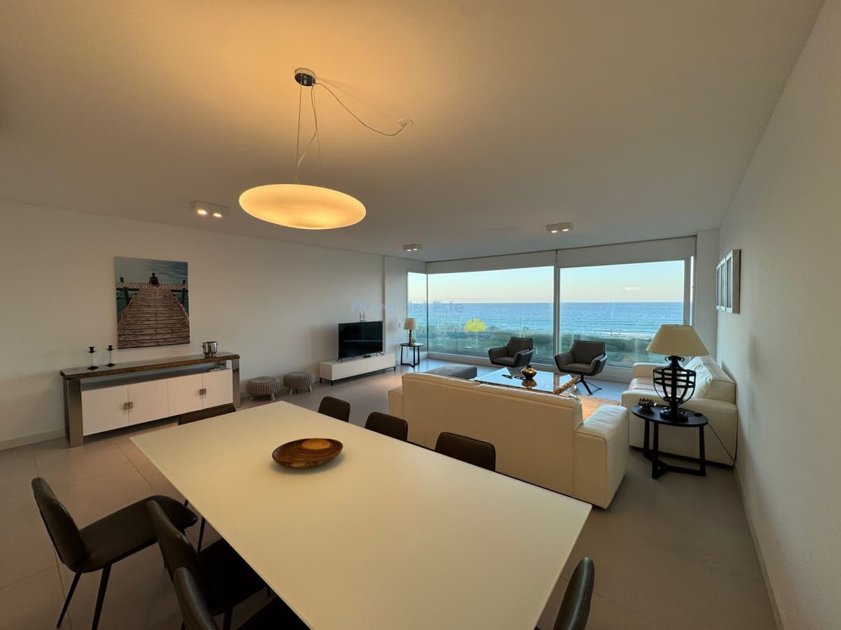 Apartamento en Alquiler temporal en Torre LE PARC , Punta del este , Playa Brava  - Inmobiliaria Playa del Este