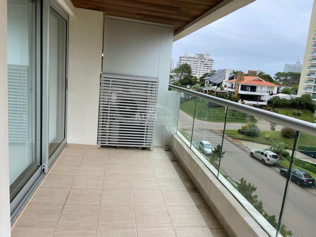 Apartamento en venta de 2 dormitorios en Torre ICON, Punta del este , AIDY GRILL
