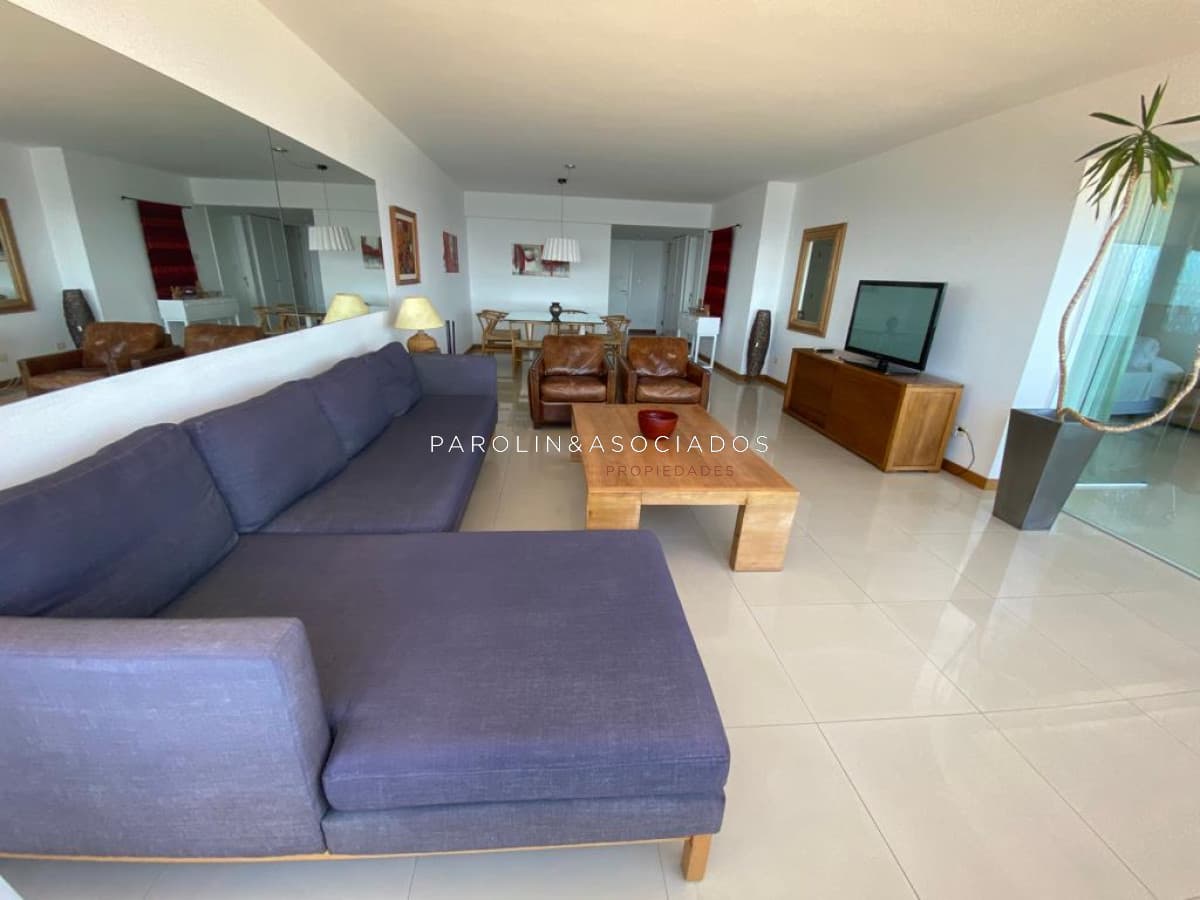 Apartamento en venta en Tiburón III, Punta del Este.