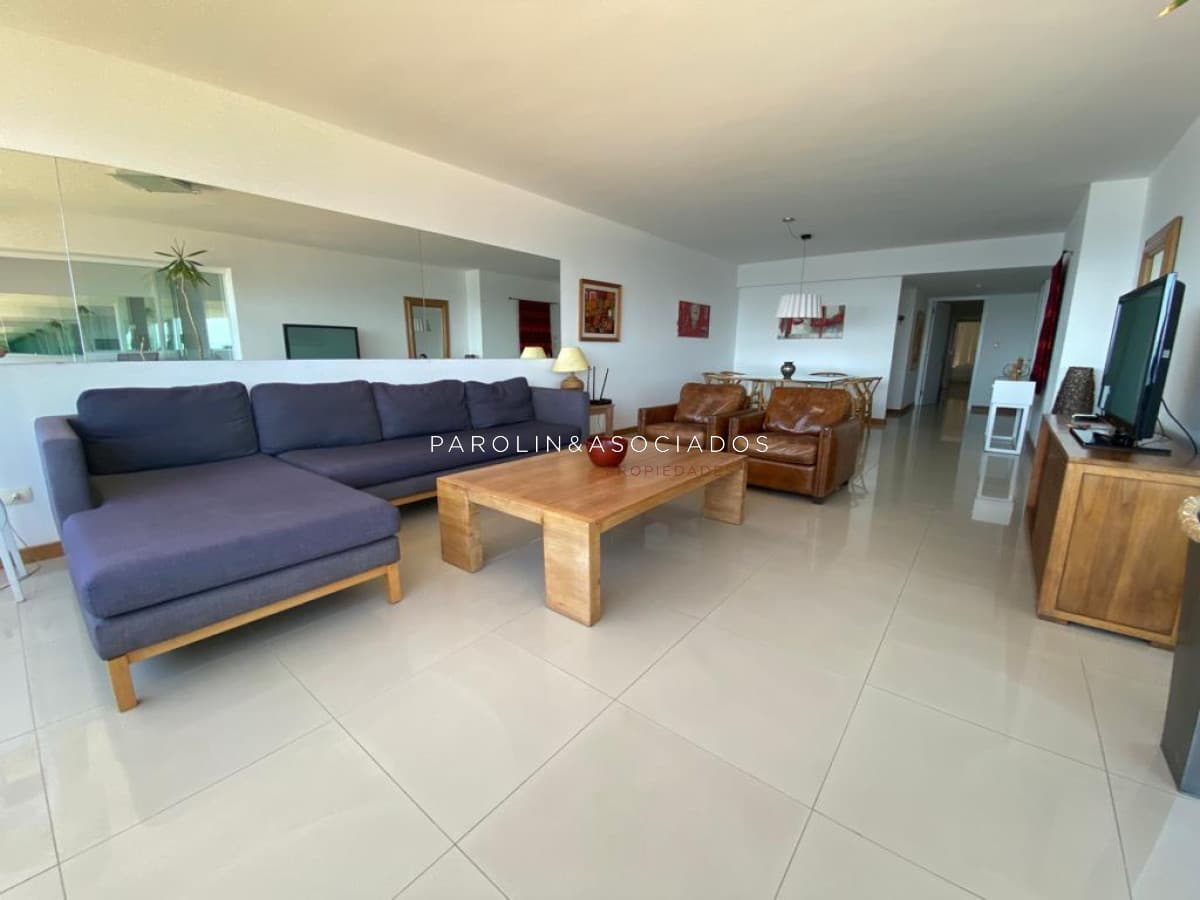 Apartamento en venta en Tiburón III, Punta del Este.