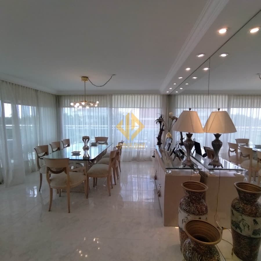 Alquiler de temporada frente al mar en Mansa - 3 suites, del 10 al 31 de enero