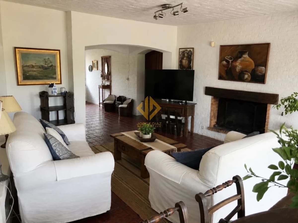 Chalet “Mi Refugio” en Pinares – Punta del Este