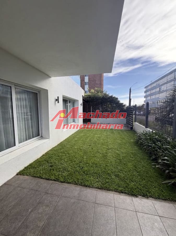 Casa de 3 dormitorios en venta en Punta del Este.