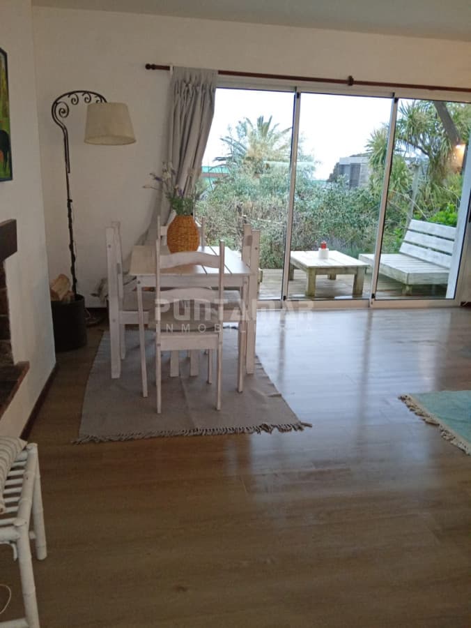 ACOGEDOR DEPTO DE 1 DORMI EN LA BARRA  -