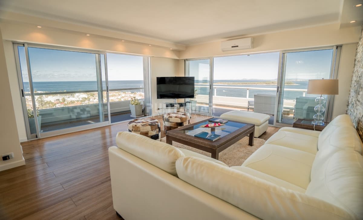 Apartamento ID.212153 - VENTA DE PENTHOUSE CON LA MEJOR VISTA