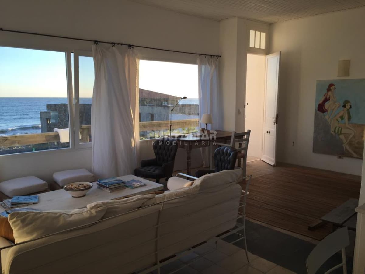 ALQUILER 3 DORMITORIOS APARTAMENTO PRIMERA LINEA LA BARRA  -