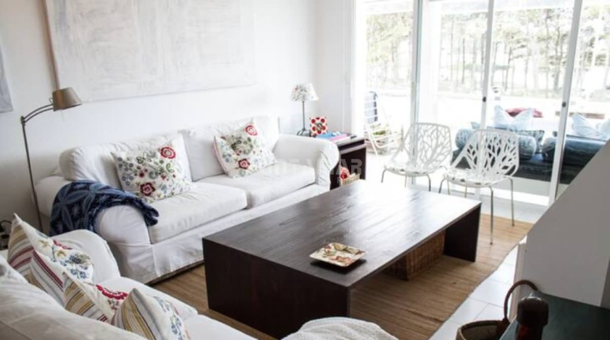 Apartamento ID.212329 - CONFORTABLE Y CALIDO APARTAMENTO A LA VENTA FRENTE AL MAR , UBICADO EN PRDA 39 DE PLAYA BRAVA