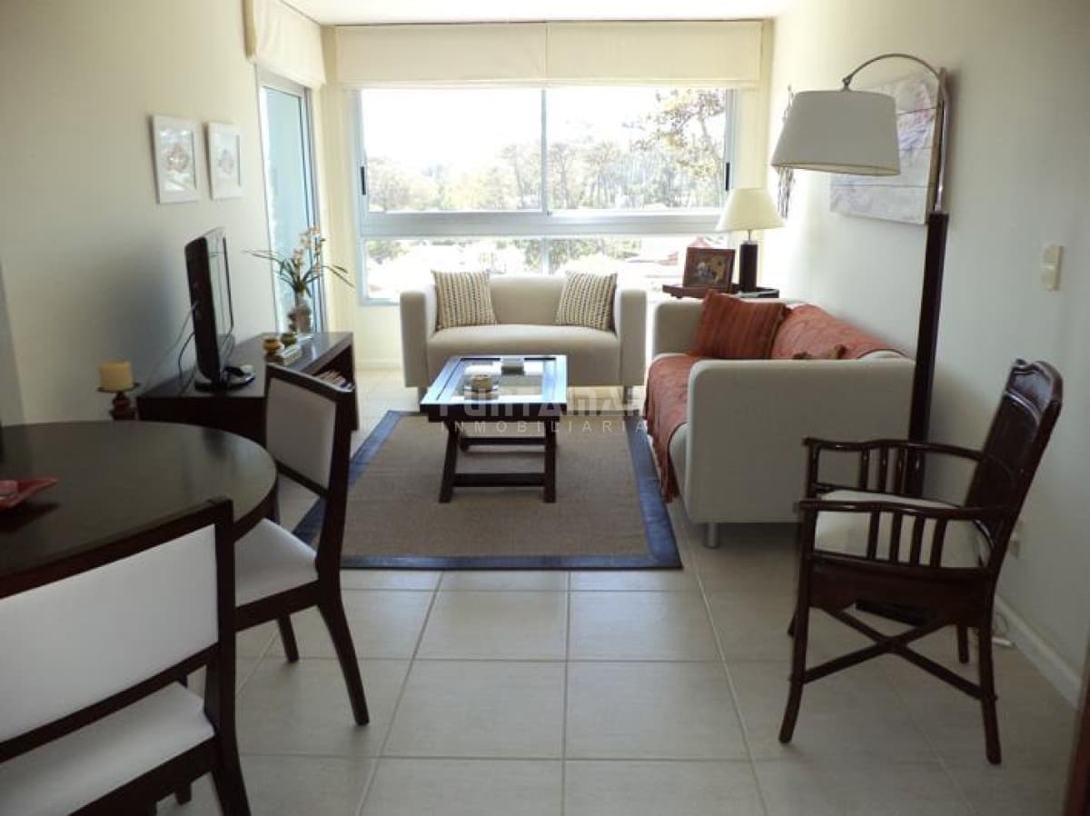 ALQUILER  2 dormitorios  -