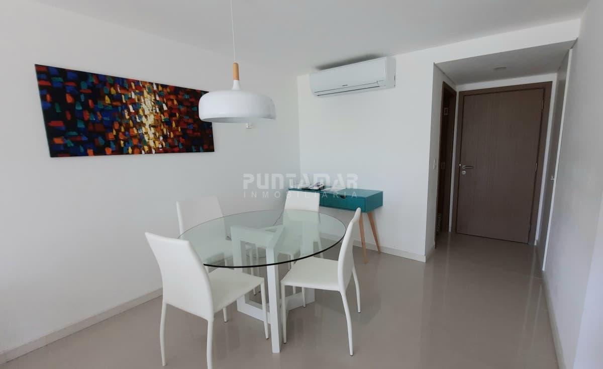 Apartamento ID.212774 - DEPARTAMENTO DE 1 DORMITORIO EN EDIFICIO DE CATEGORIA CON VISTA AL MAR