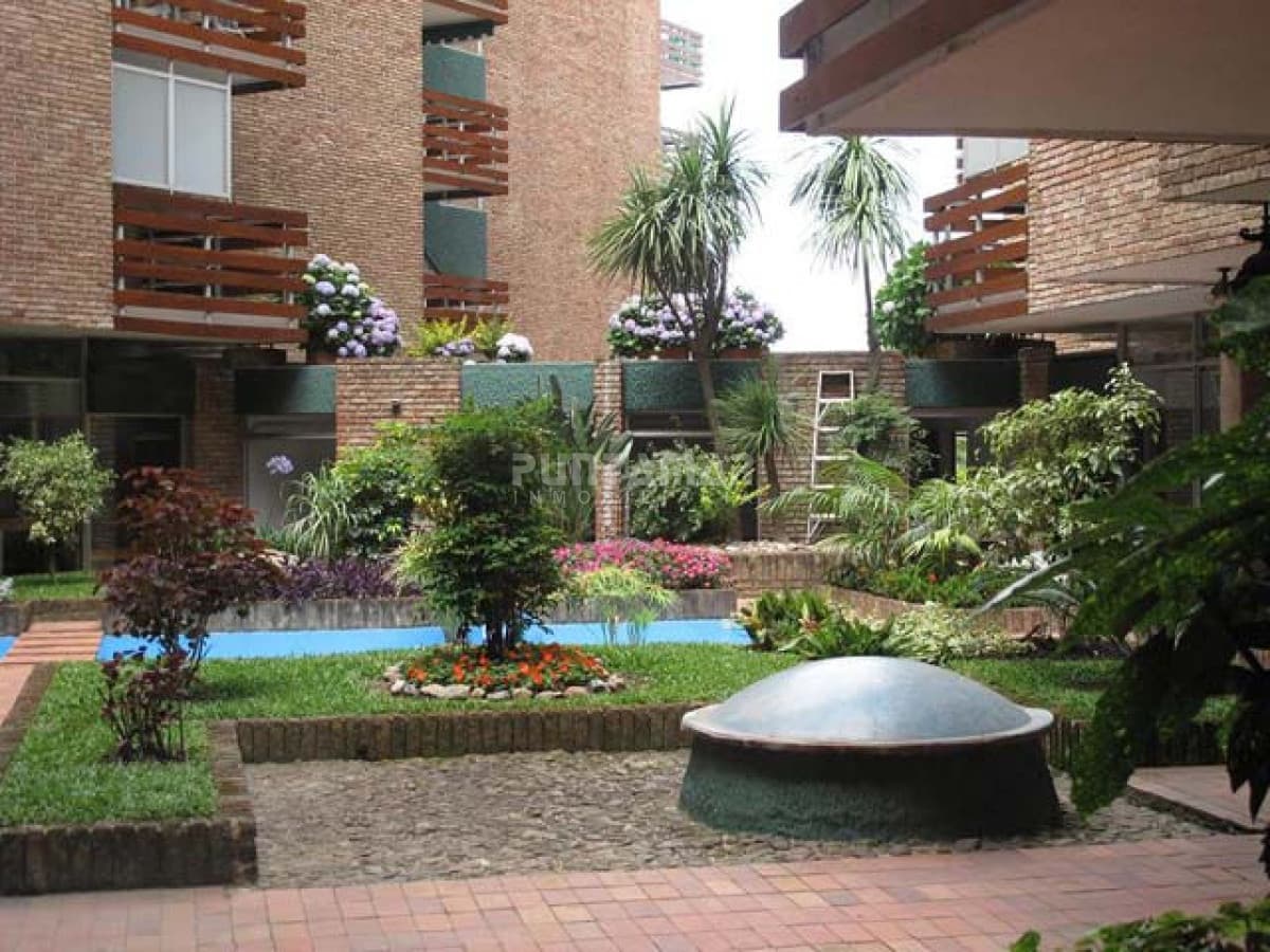 DEPARTAMENTO DE 2 DORMITORIOS EN LA MANSA  -