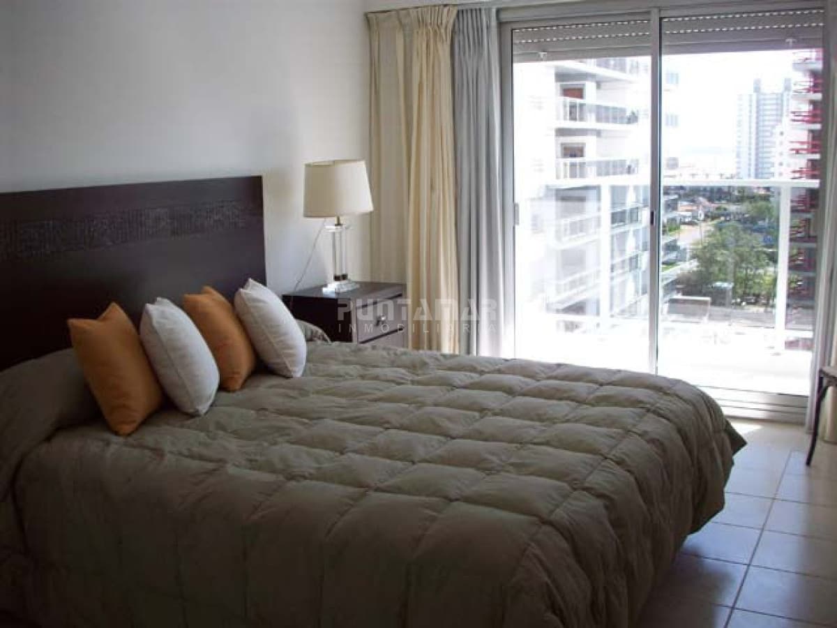 ALQUILER APTO EN LA BRAVA A  300 MTS DEL MAR  -