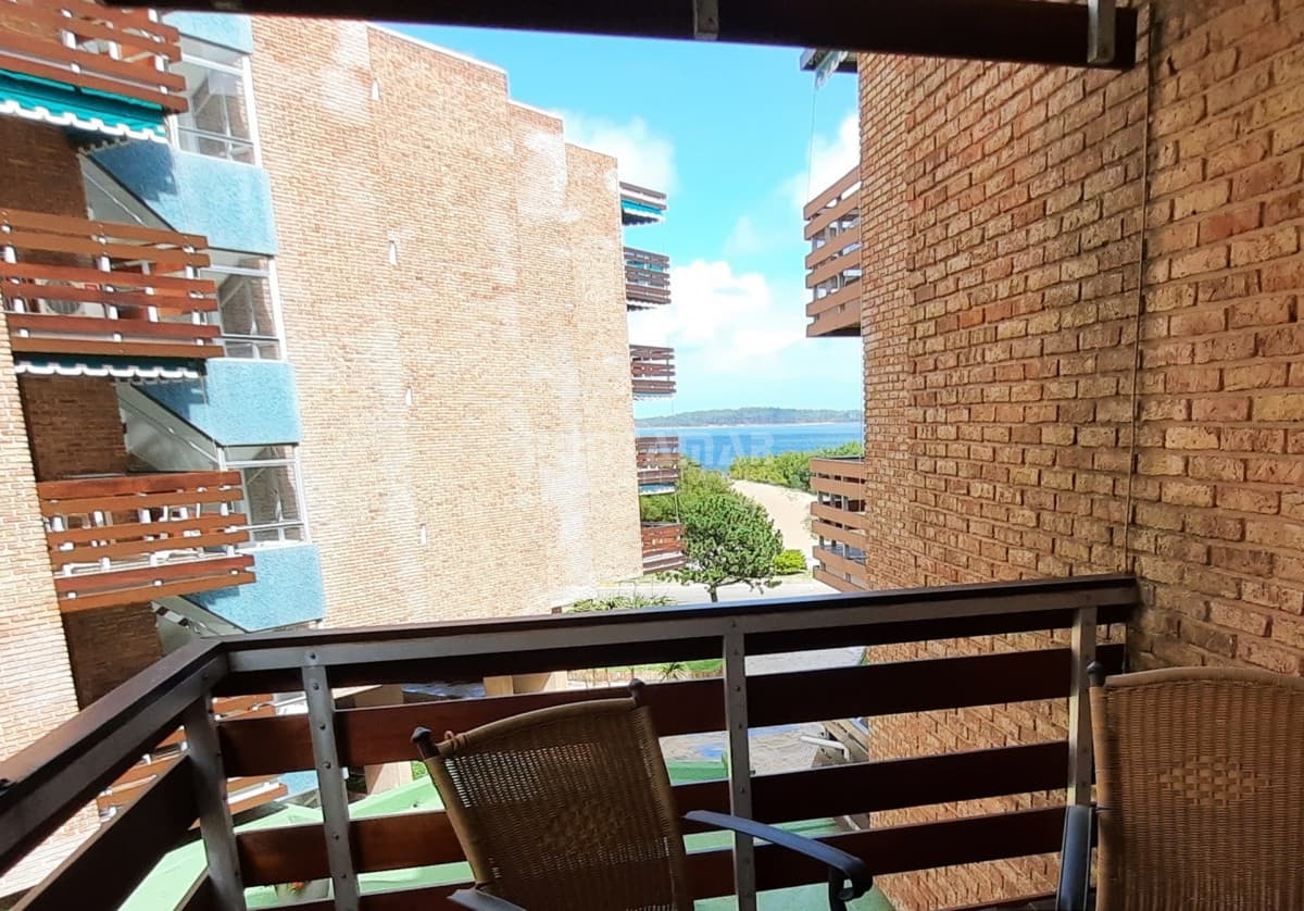 DEPARTAMENTO DE 2 DORMITORIOS EN LA MANSA  -