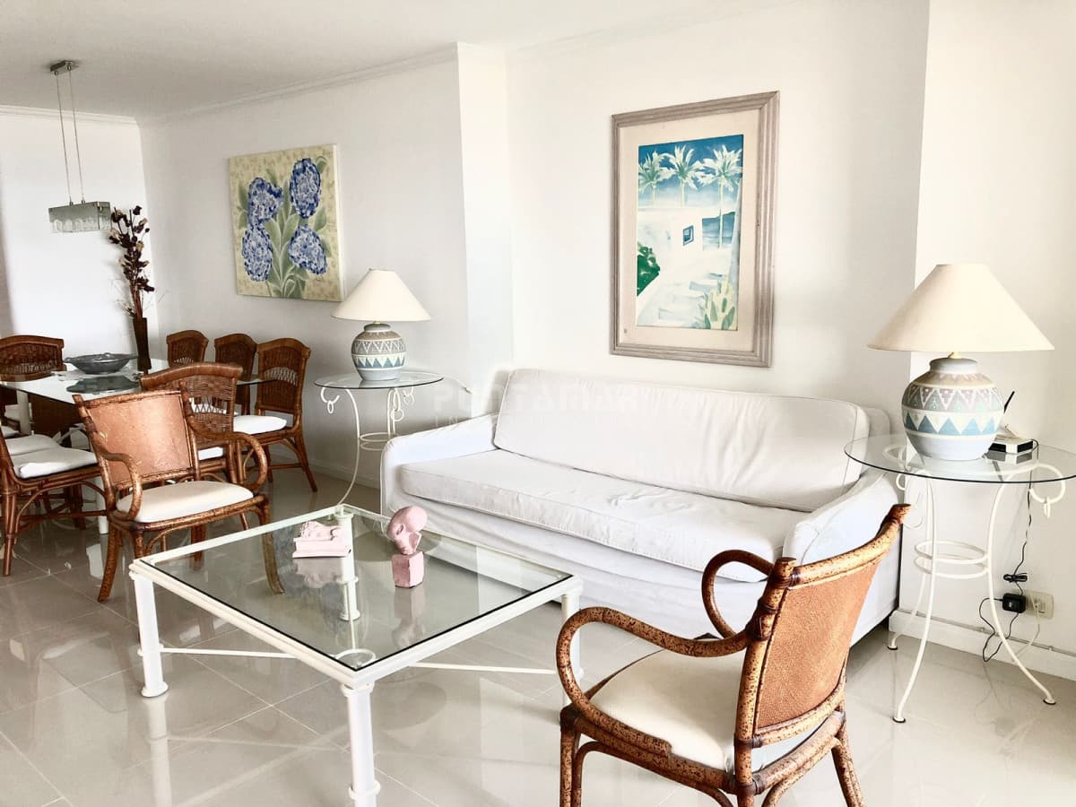 Apartamento ID.212564 - DEPARTAMENTO FRENTE A PLAYA BIKINI, EN EDIFICIO DE CATEGORIA