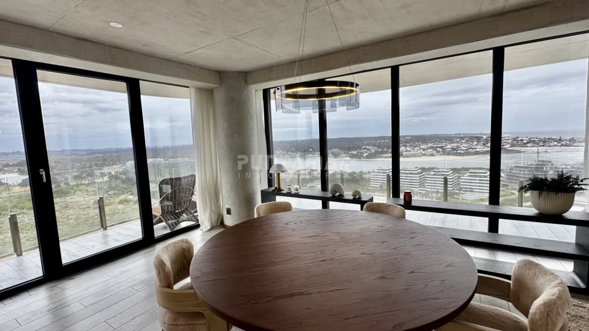 ALQUILER IMPONENTE APARTAMENTO 2 DORMITORIOS EN SURFSIDE  -