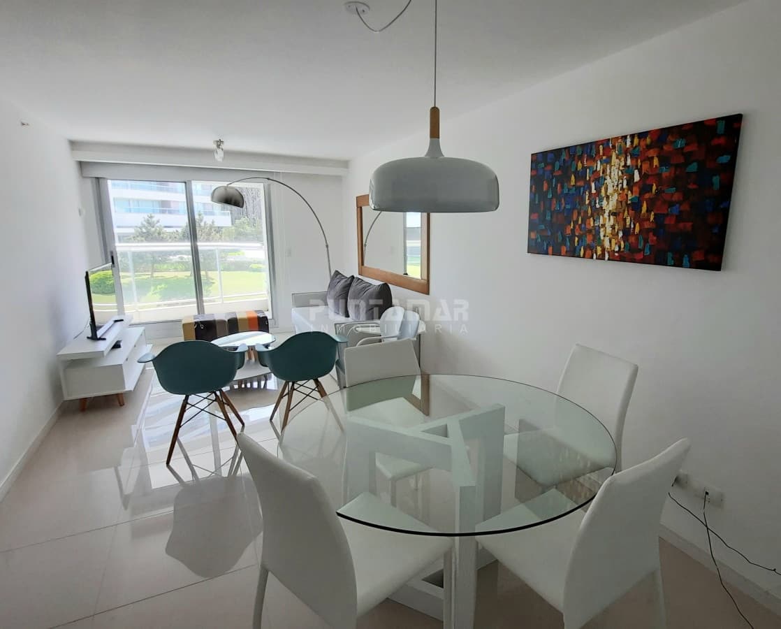 Apartamento ID.212774 - DEPARTAMENTO DE 1 DORMITORIO EN EDIFICIO DE CATEGORIA CON VISTA AL MAR