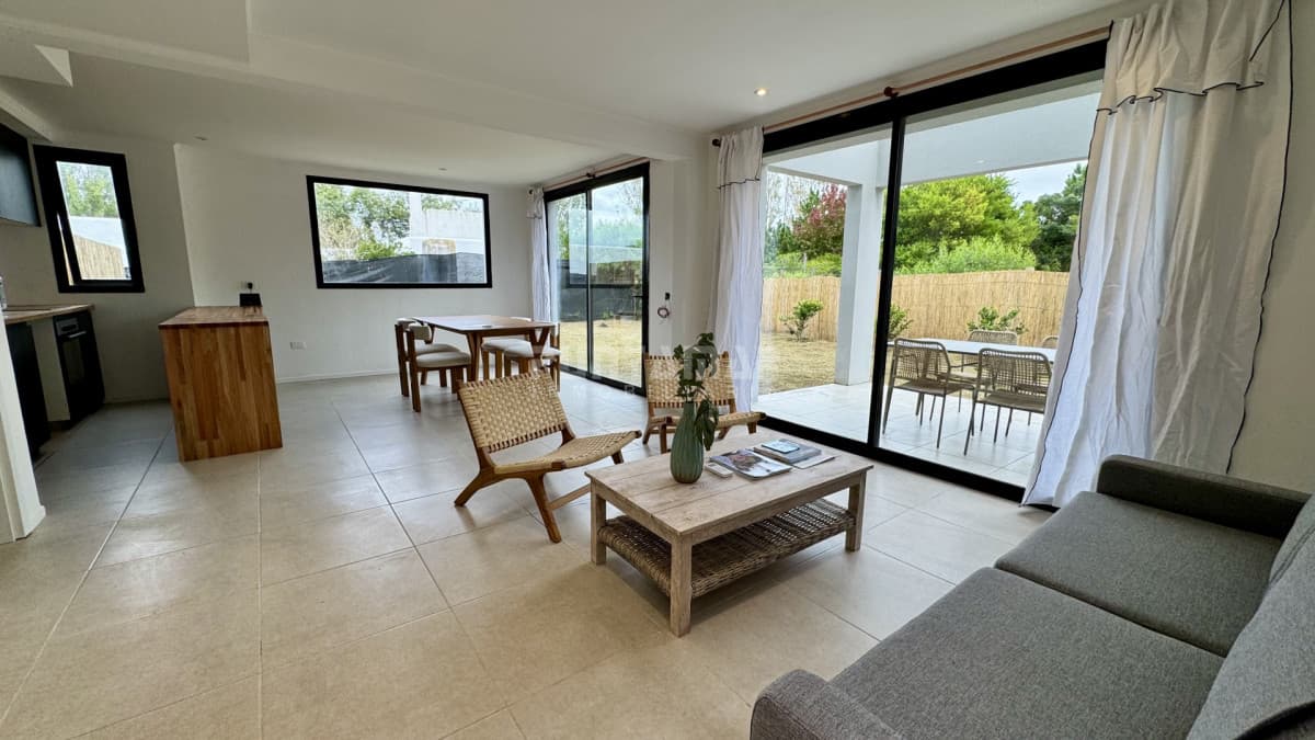 Apartamento ID.213629 - LUMINOSO DEPARTAMENTO A ESTRENAR EN BARRA VERDE PARA VIVIR TODO EL AÑO