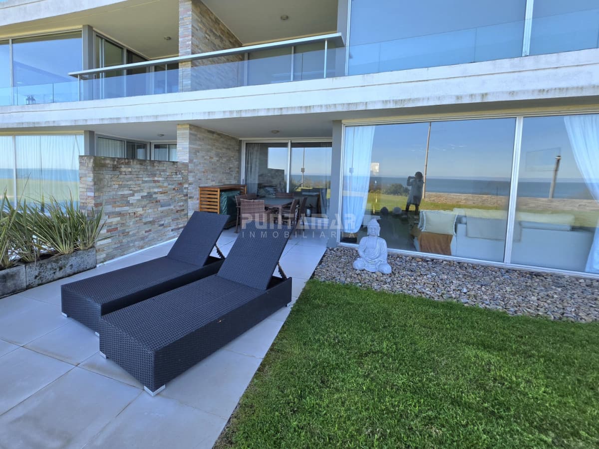 DEPARTAMENTO DE 2 DORMITORIOS CON VISTA AL MAR  -
