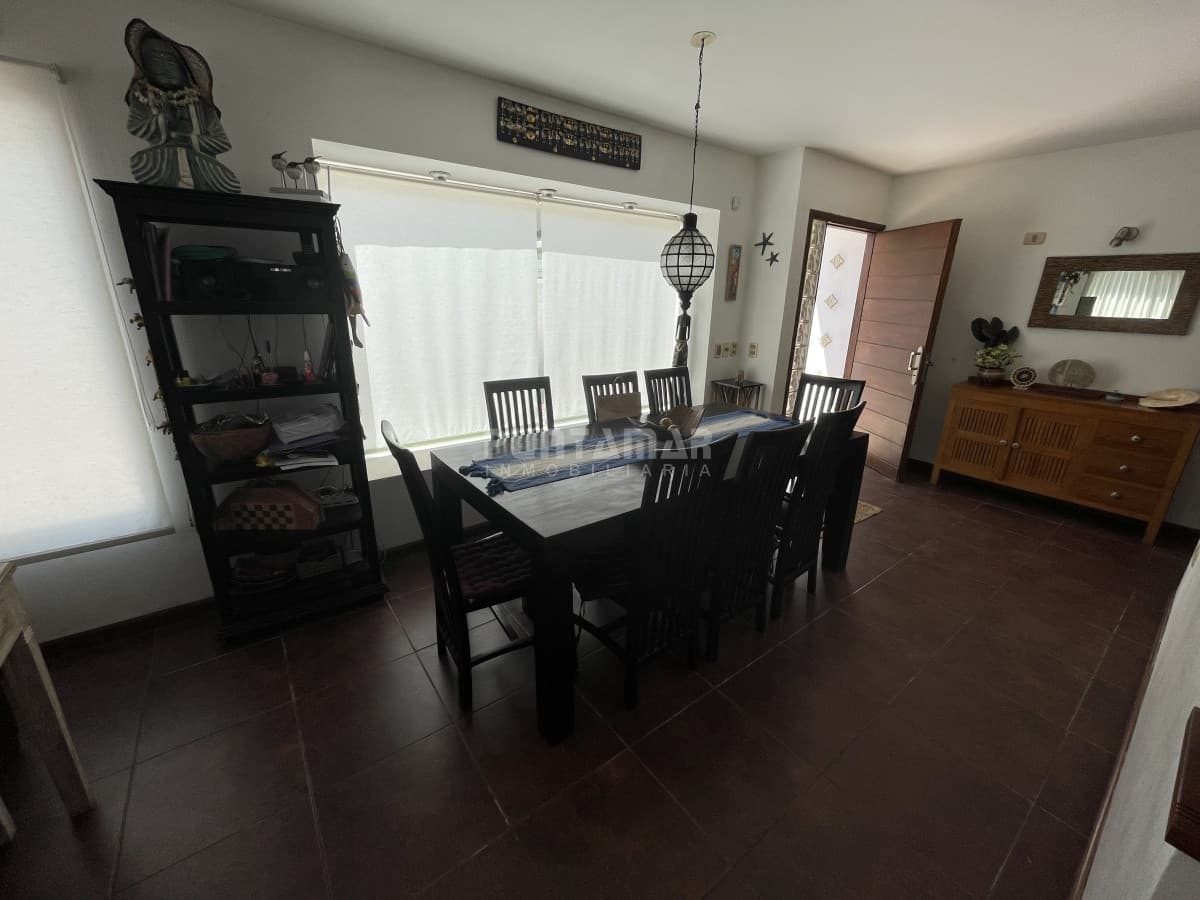 MODERNA CASA EN ALQUILER CON PISCINA EN LA BARRA  -
