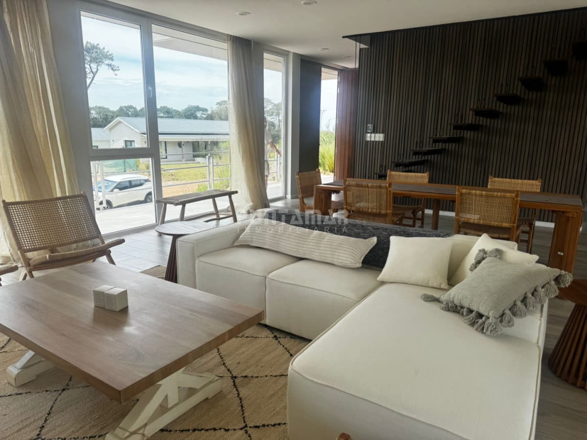Casa ID.213833 - MODERNA CASA EN VENTA EN RESERVA MONTOYA
