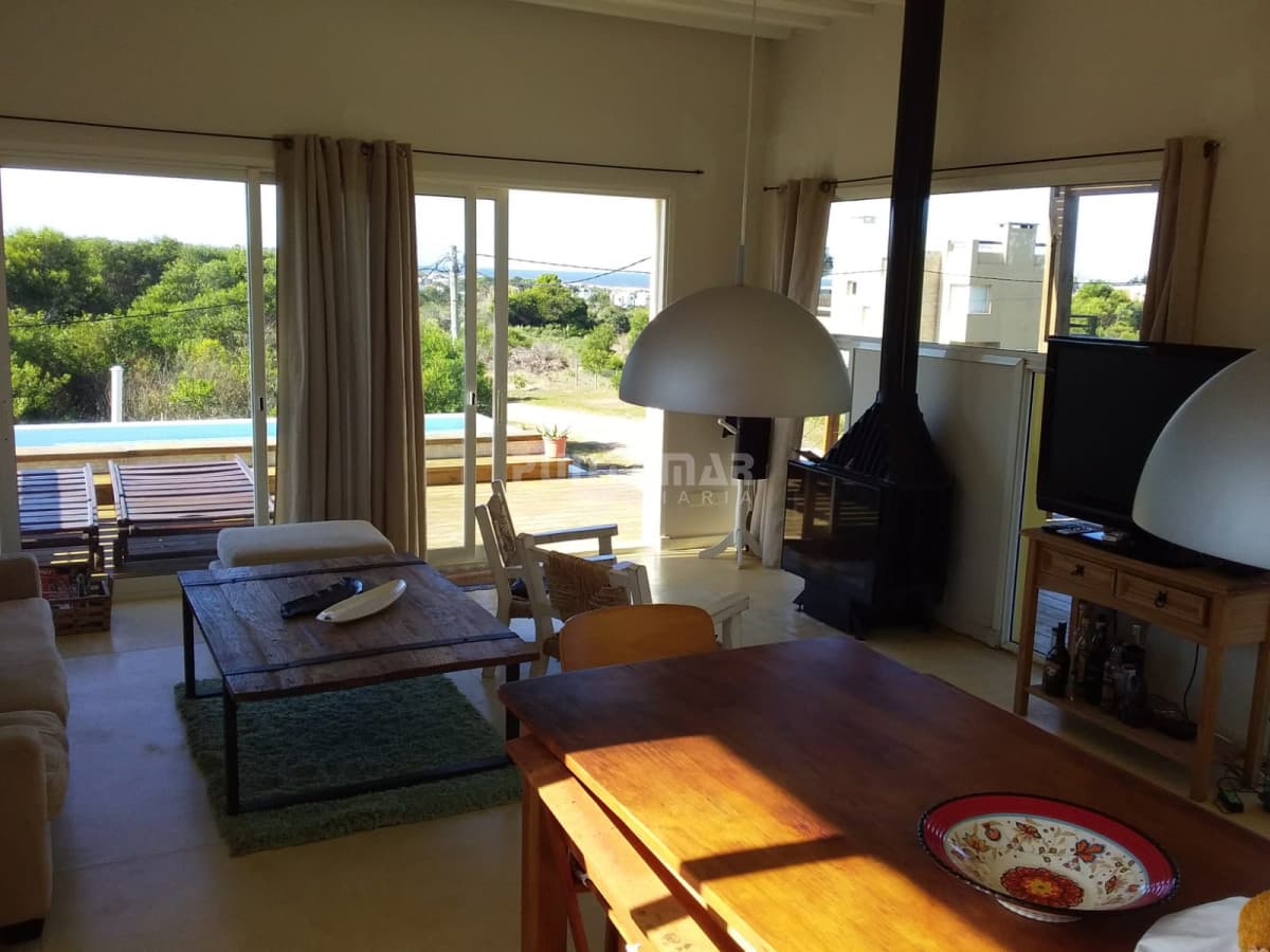 ALQUILER CASA 3 DORM Y PISCINA EN EL CHORRO  -