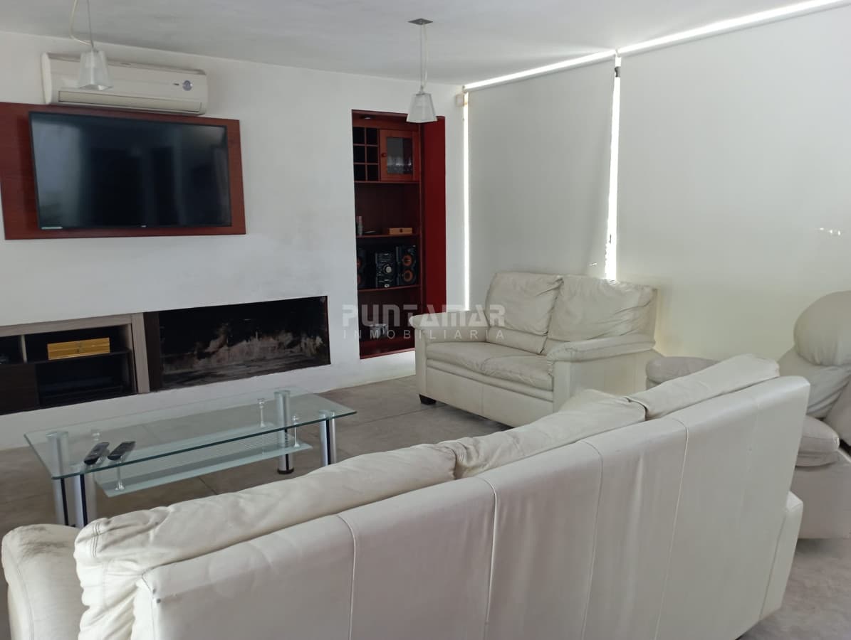 CASA EN ALQUILER 3 DORMITORIOS EN LA BARRA   -