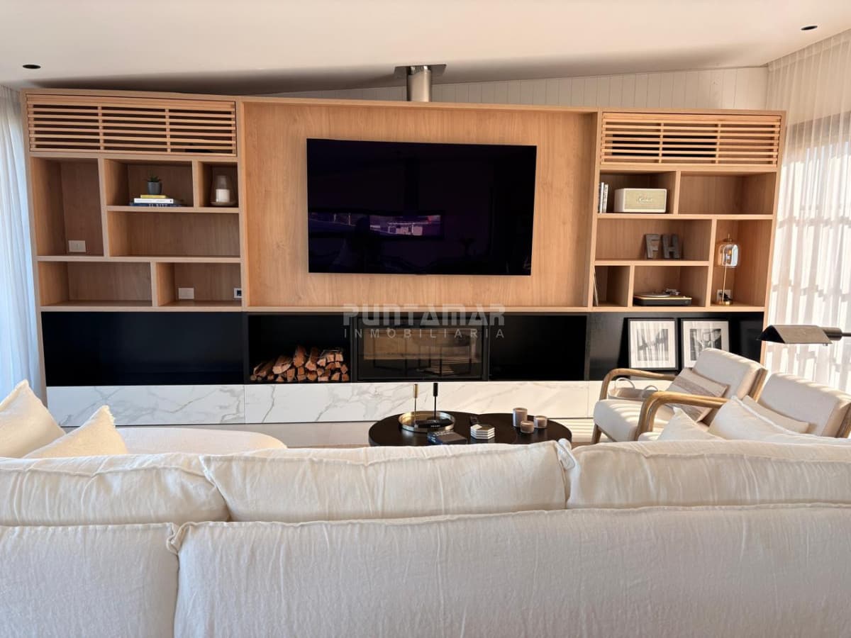 ALQUILER CASA 3 DORM, CON PISCINA Y VISTA AL MAR EN EL CHORRO  -