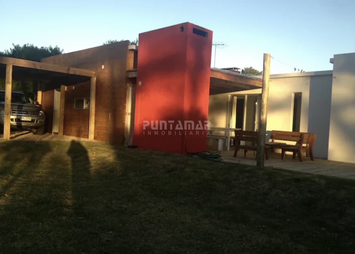 CASA EN ALQUILER EN BARRA VERDE CON PISCINA  -